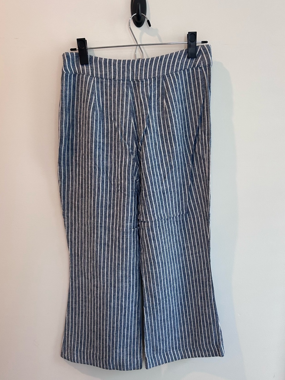 FREE PEOPLE Linen Blend Cropped Pants in Blue Stripe ~ Size 2
